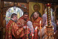 ХРИСТОС ВОСКРЕСЕ! В храме Спаса на водах совершено ночное торжественное богослужение