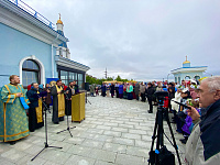 У храма Спаса на водах состоялись торжества в честь покровителей семьи и брака