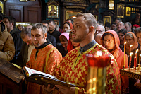 ХРИСТОС ВОСКРЕСЕ! В храме Спаса на водах совершено ночное торжественное богослужение