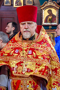 Архиерейское богослужение в четверг Светлой седмицы