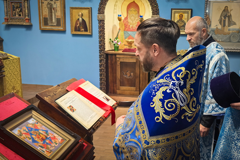 «Иже во огни купины неопалимыя…»