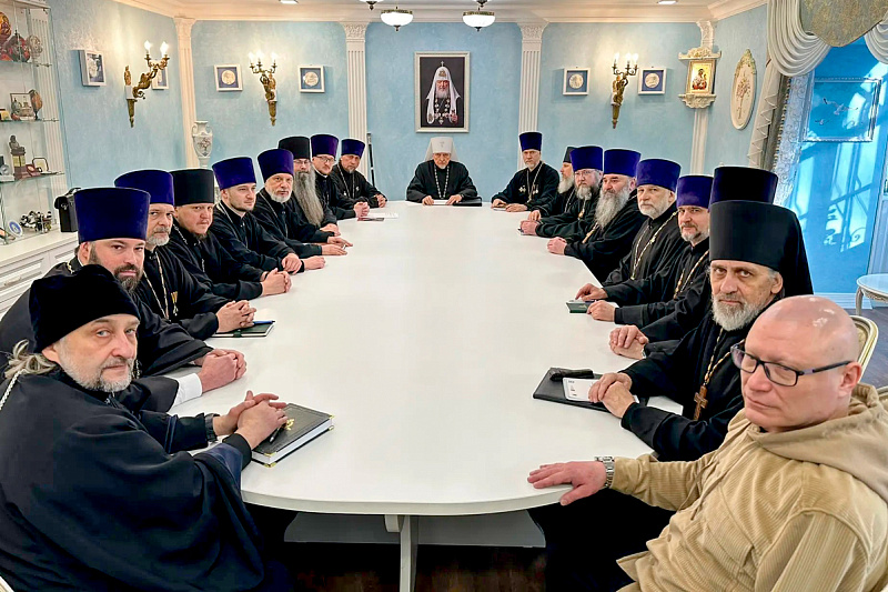 Настоятель принял участие в заседании Епархиального совета