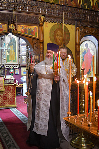 ХРИСТОС ВОСКРЕСЕ! В храме Спаса на водах совершено ночное торжественное богослужение
