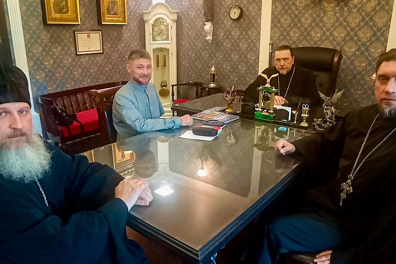 Протоиерей Андрей Амелин принял участие во встрече по образованию нового отдела Мурманской епархии