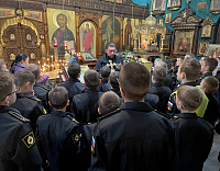 Храм Спаса на водах посетили нахимовцы