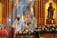 Духовенство храма Спаса на водах сопровождает митрополита Митрофана в поездке в Дивеево