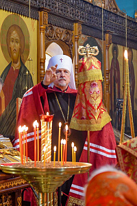 Архиерейское богослужение в четверг Светлой седмицы