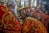 Архиерейское богослужение в четверг Светлой седмицы