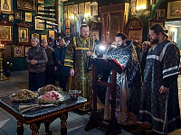 «…днесь бо предлагает трапезу тайную мученик Феодор…»